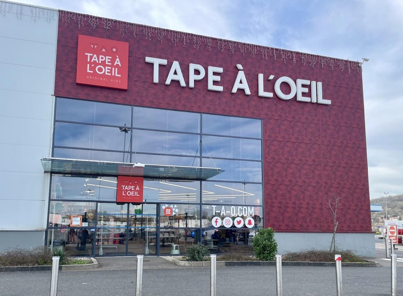 Tape à l'oeil