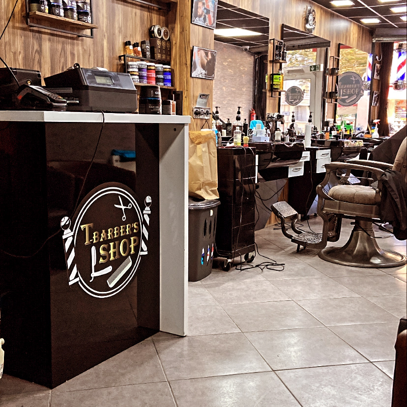 T BARBER'S SHOP
